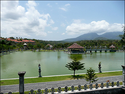 Ujung - pałac wodny