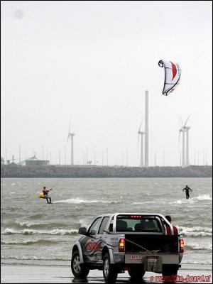 Industrial kitesurfing