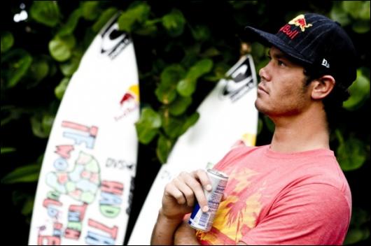 Jordy Smith - młody surfer, który pnie się do góry