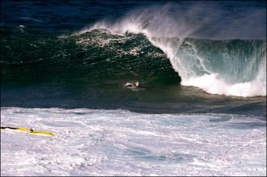 Bodysurfing to przydatna umiejętność na wave